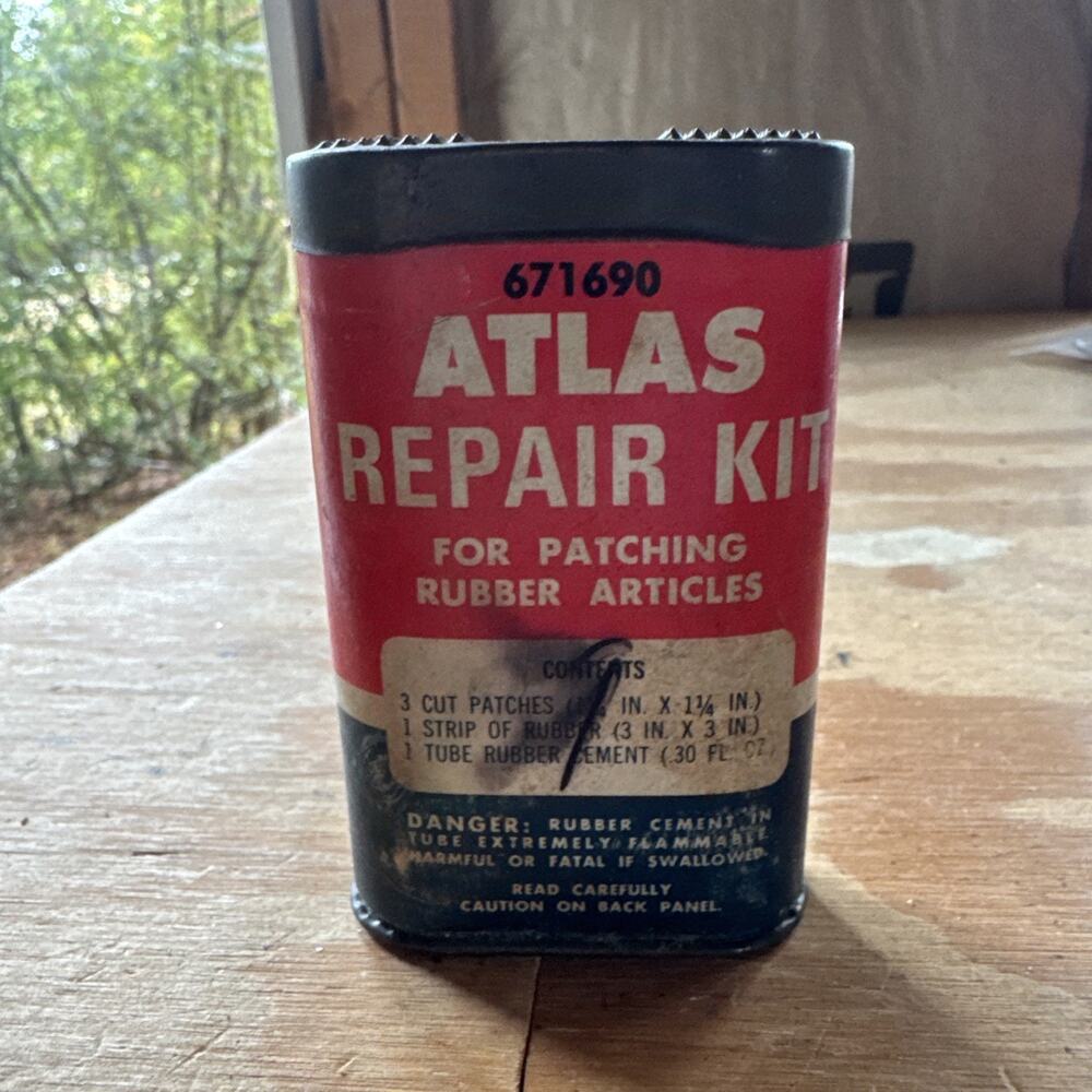 Vintage / Antique ATLAS REPAIR KIT No 19 CAN With Patches. F5